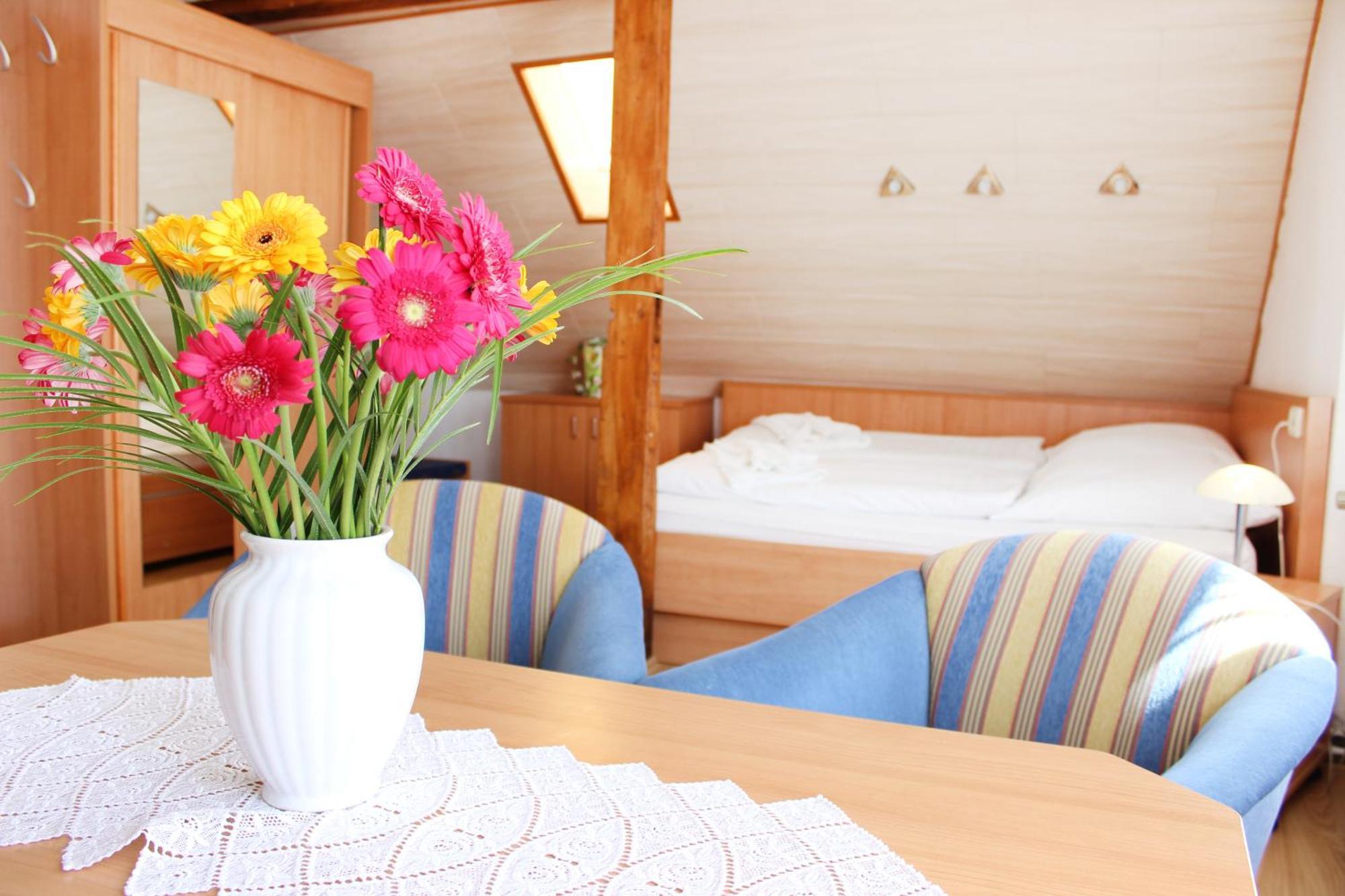 Hotel Pension Kirschstein Wolgast Dış mekan fotoğraf